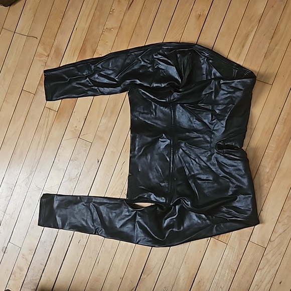 Spanx Faux Leather Leggings - Picture 4 of 5